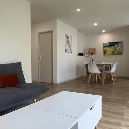 72m2 Avec Piscine Lunel (Herault)